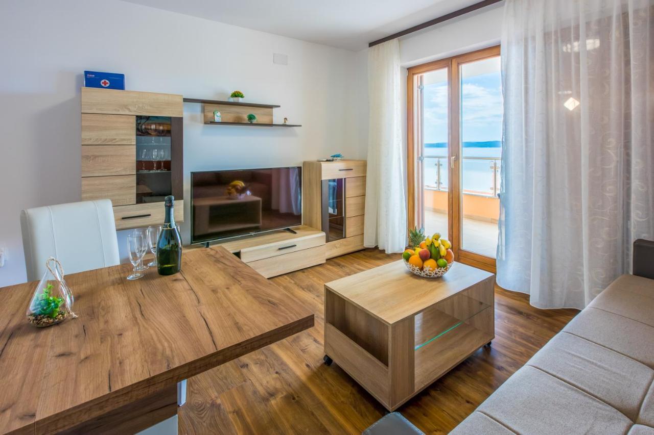 House View Daire Novi Vinodolski Dış mekan fotoğraf